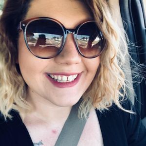 Meet your Posher, Alyssa